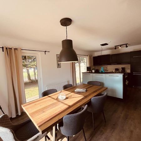 Ferienhaus De Niege Leive Born Esterno foto
