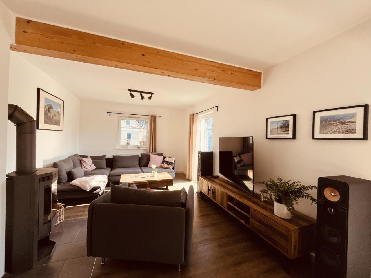Ferienhaus De Niege Leive Born Esterno foto