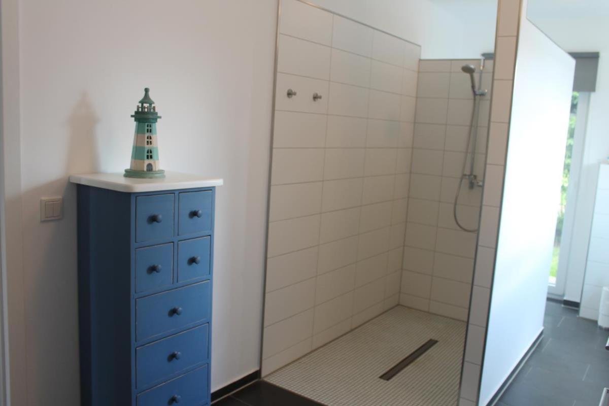 Ferienhaus De Niege Leive Born Esterno foto
